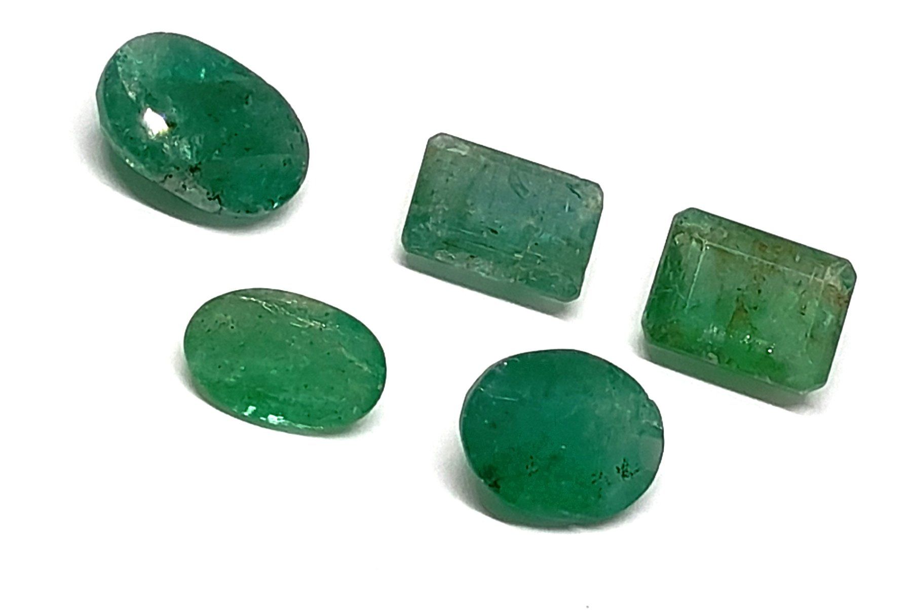 Edelsteine: 5x émeraudes 10.30 ct - CERTIFICAT 700.- Fr – Neu (gemäss Beschreibung) aus Grimisuat von Valgem 1