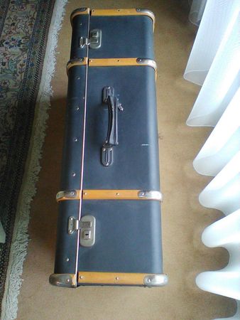 Magnifique malle de voyage vintage + clé