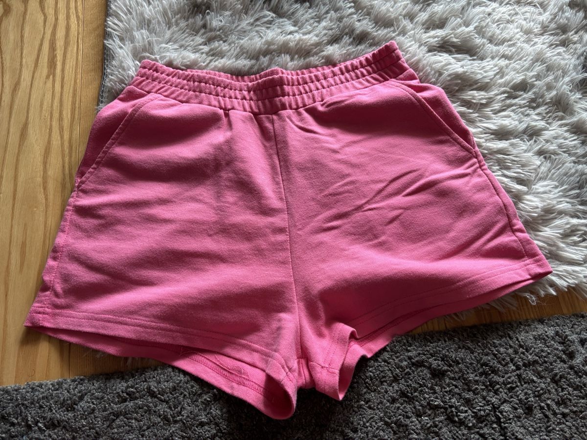 Pantaloni: Shorts – Usato da Itingen venduto da jessi811