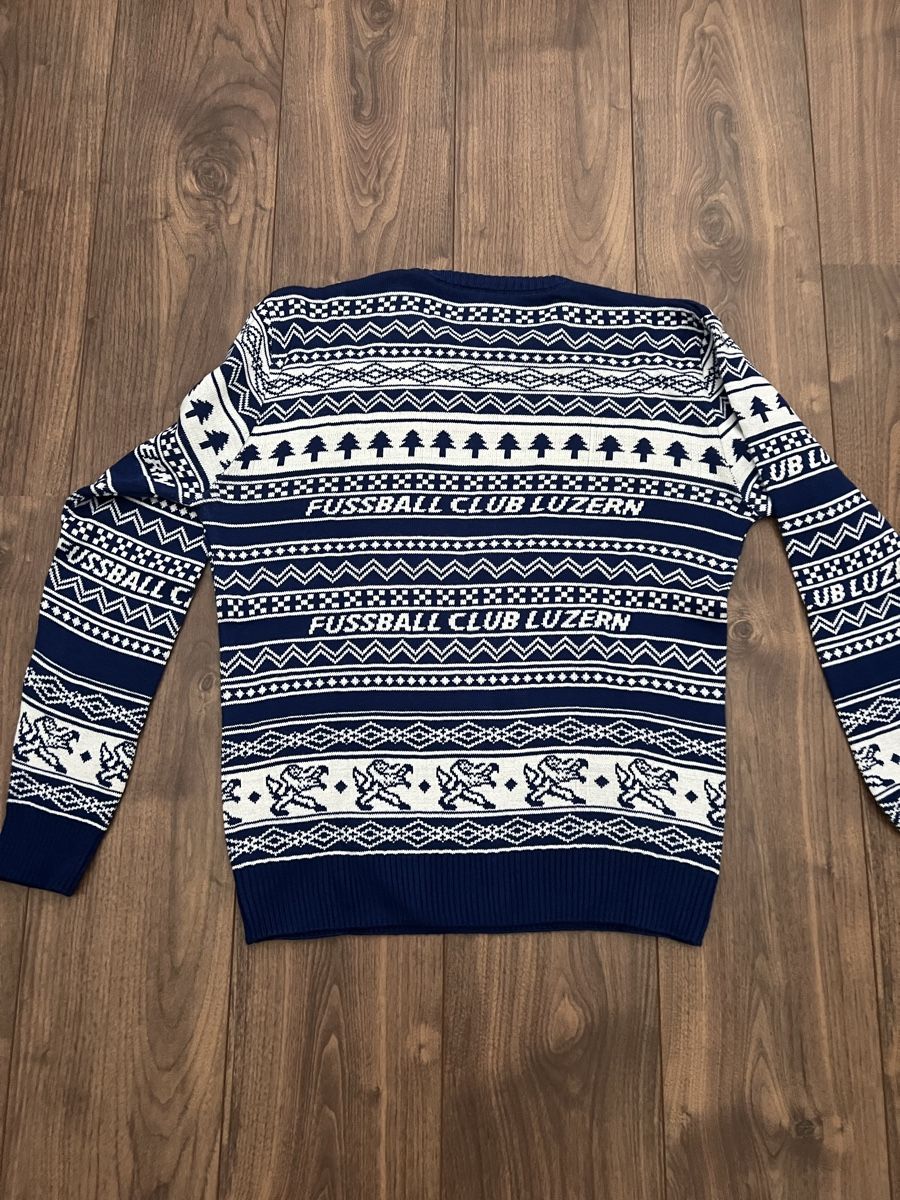 Maglioni & Felpe: FC Luzern Weihnachtspulli Original Merchandising – Nuovo (secondo la descrizione) da Neuheim venduto da philippantisin 2