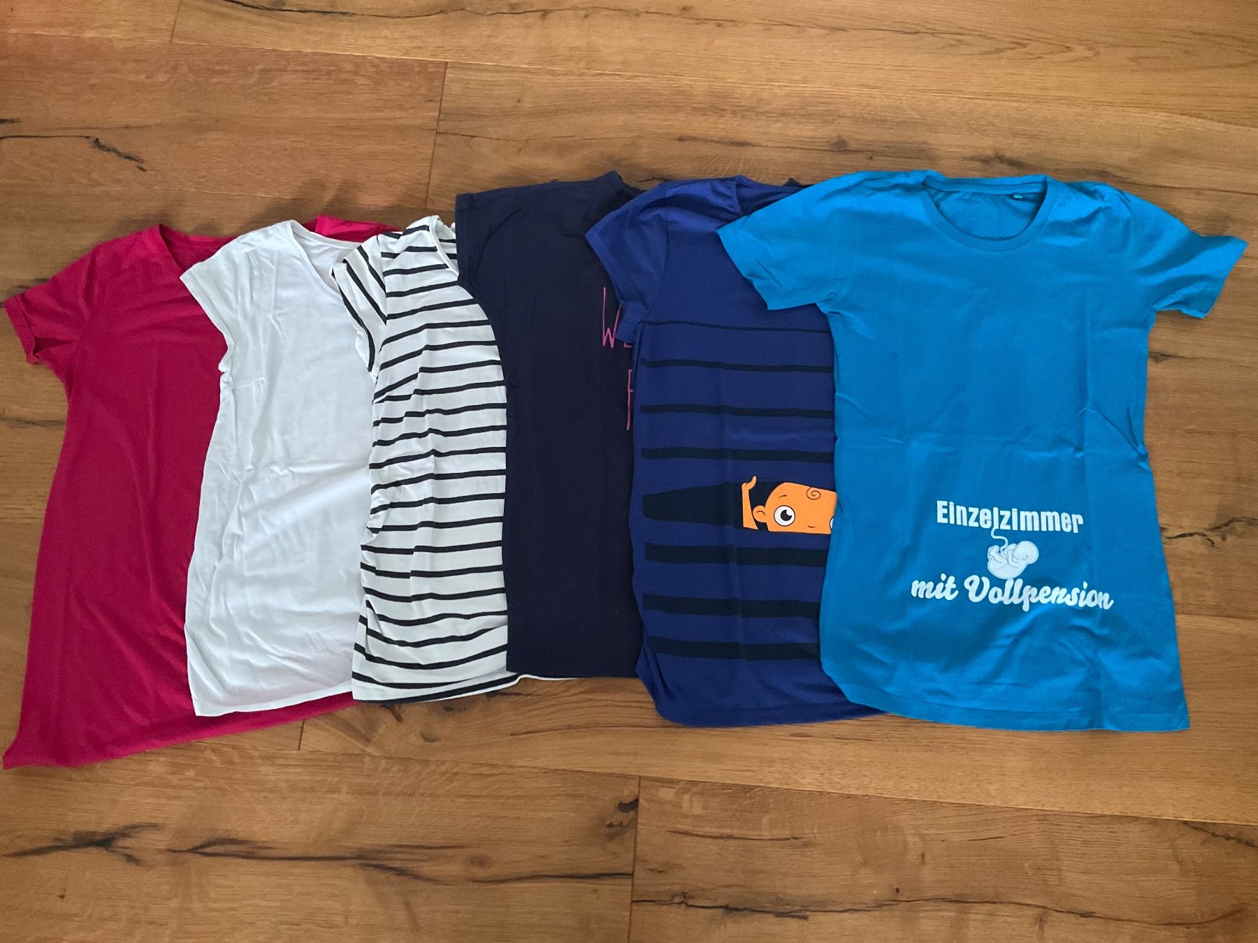 T-Shirts: Umstands-T-Shirts Grösse M – Gebraucht aus Bubikon von ser_8hky 1