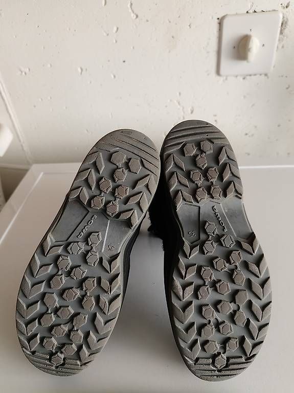 Lowa Scarpe per ragazzi: Lowa Winterschuhe Grösse 35  Gore tex – Usato da Grossdietwil venduto da wichtel28 3