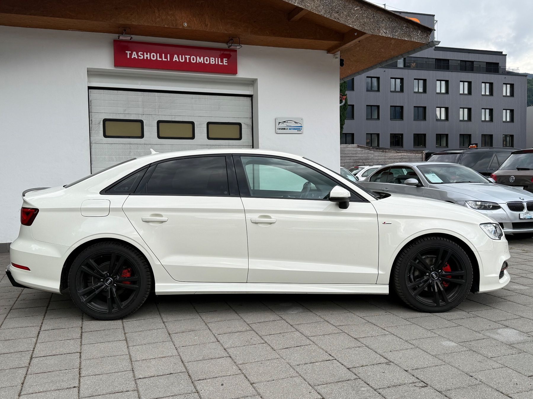 Audi Automobili: Audi A3 2.0 TDI Sedan – Usato da Sevelen venduto da e39-bmw 5