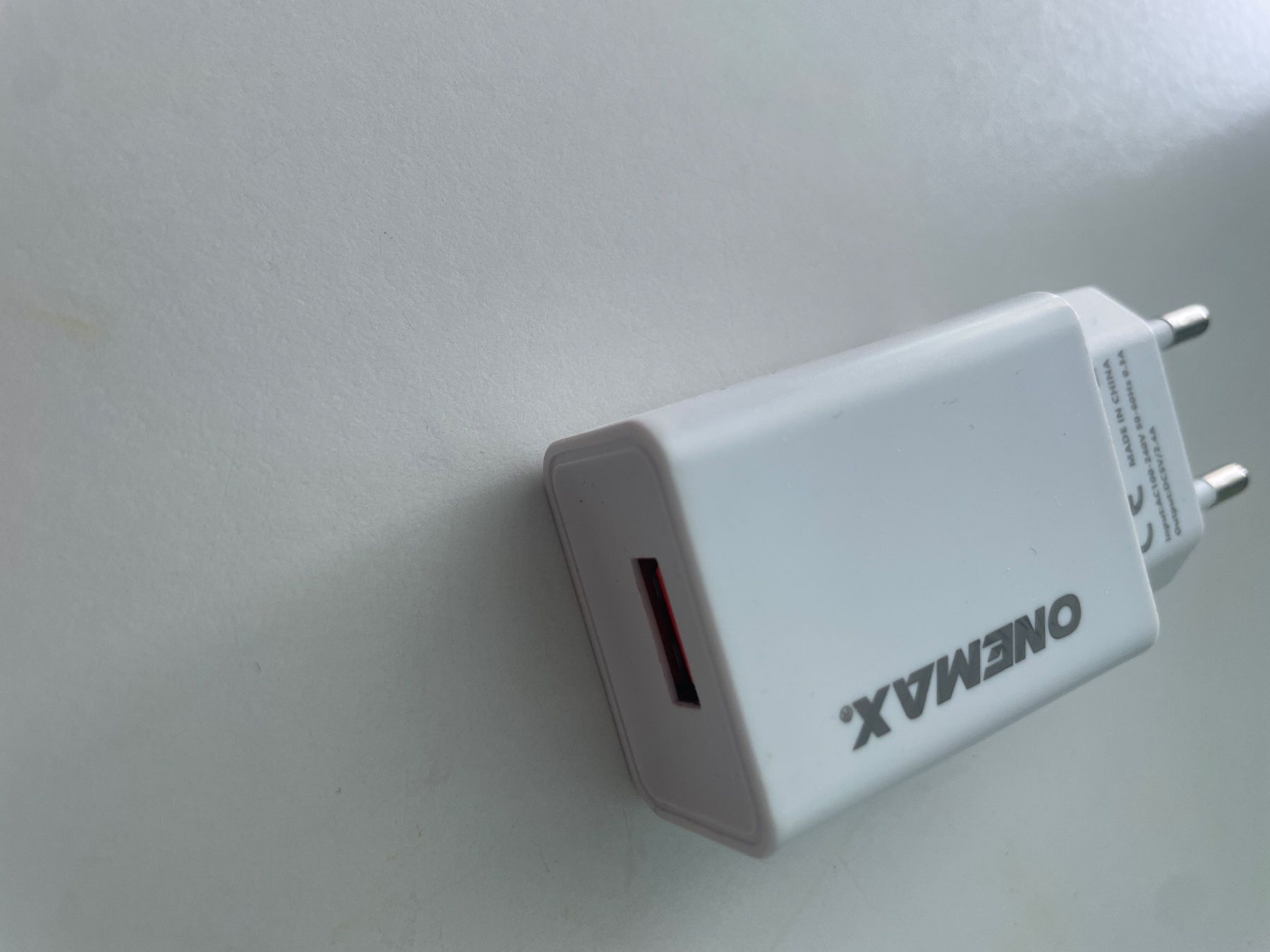 Unità & Adattatore: ONEMAX Schnellladegerät Adapter Ladegerät – Nuovo (secondo la descrizione) da stüsslingen venduto da Aless14