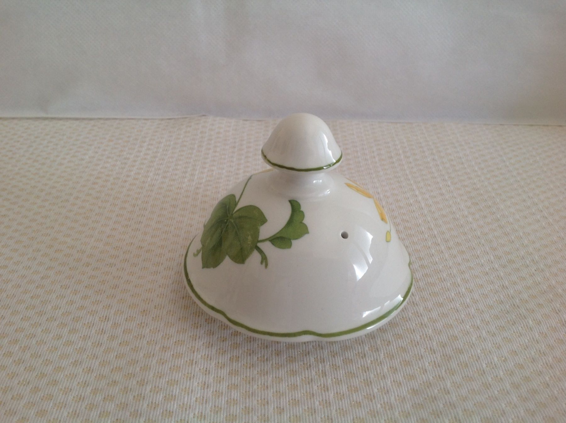 Villeroy & Boch Set di piatti: Villeroy & Boch - Geranium - couvercle – Usato da Sion venduto da accroshoes
