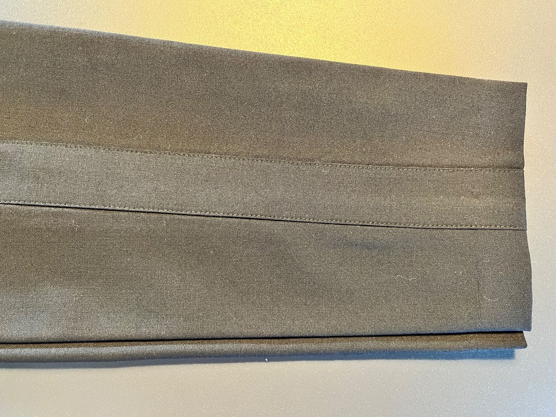 Pantaloni: Vince schmal geschnittene Hose – Usato da Zürich venduto da Danielan0 4