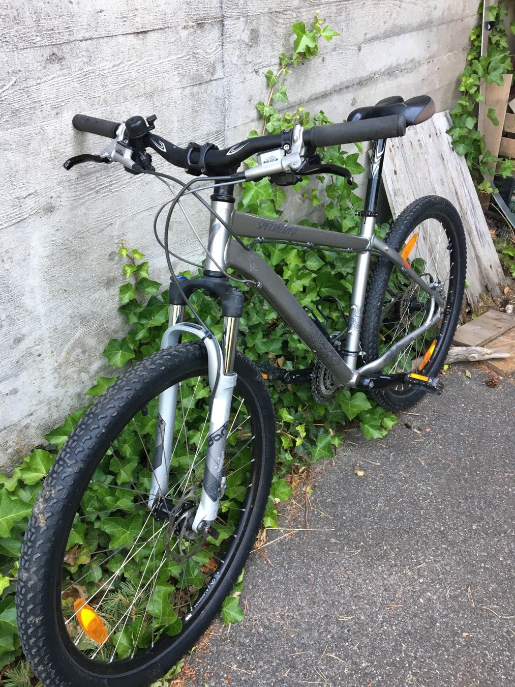 Specialized Biciclette: Mountainbike Specialized – Usato da Rizenbach venduto da  1