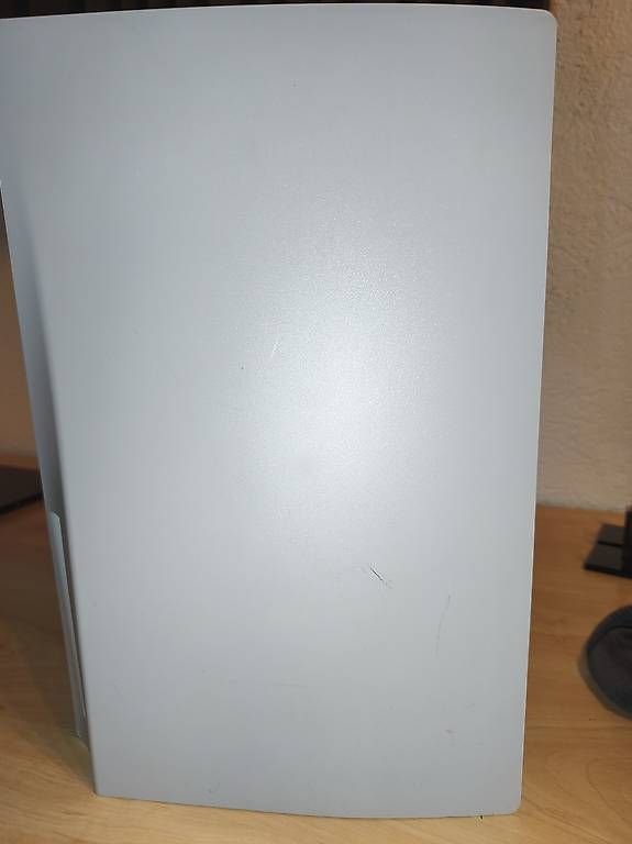 Console: PlayStation 5 Disc Version mit Controller (500 GB)  – Usato da Toffen venduto da luc_fxf9 1