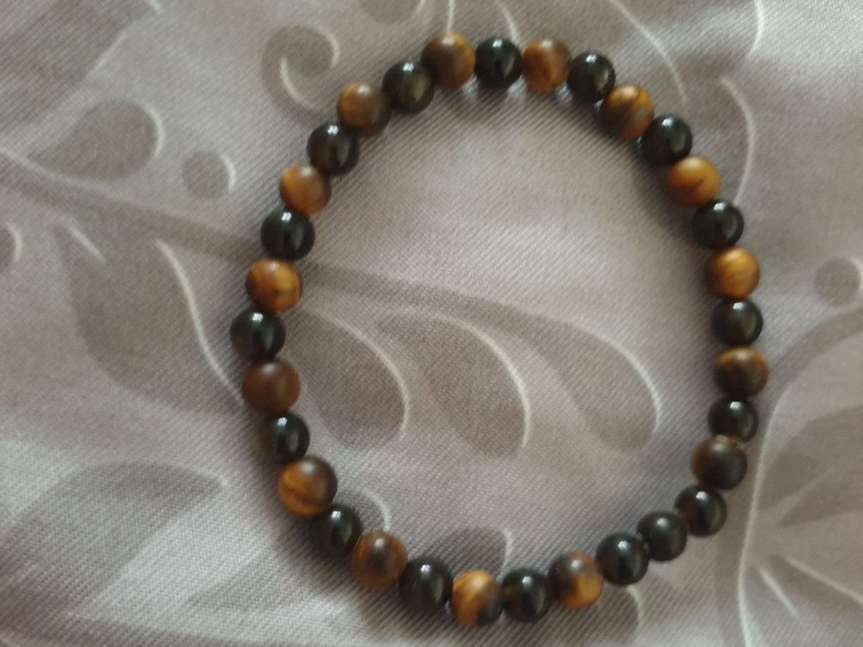 Bracciali & Braccialetti: Braclet œil de tigres et ambre – Usato da Fribourg venduto da mal_8zjh 1