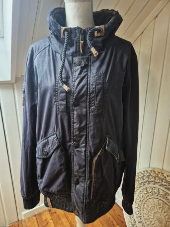 NAKETANO   ⚓🖤 🐺     jacke  schwarz   Grösse M