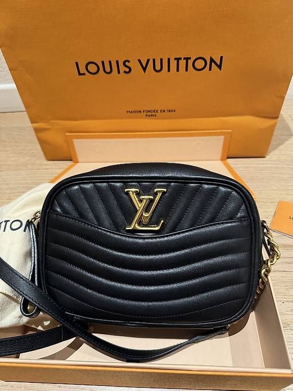 Louis Vuitton Borse da donna: Louis Vuitton New Wave Tasche – Usato da Schaffhausen venduto da Nathalia33