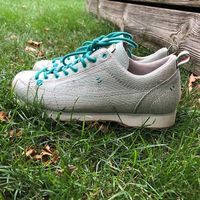 Leichte Dolomite-Canvas Sneaker