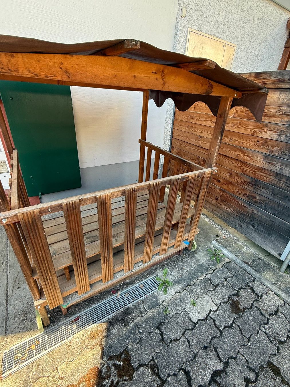 Spielhäuser: Gartenhaus-Sandkasten aus Holz – Gebraucht aus Ormalingen von matt-v-bl 1
