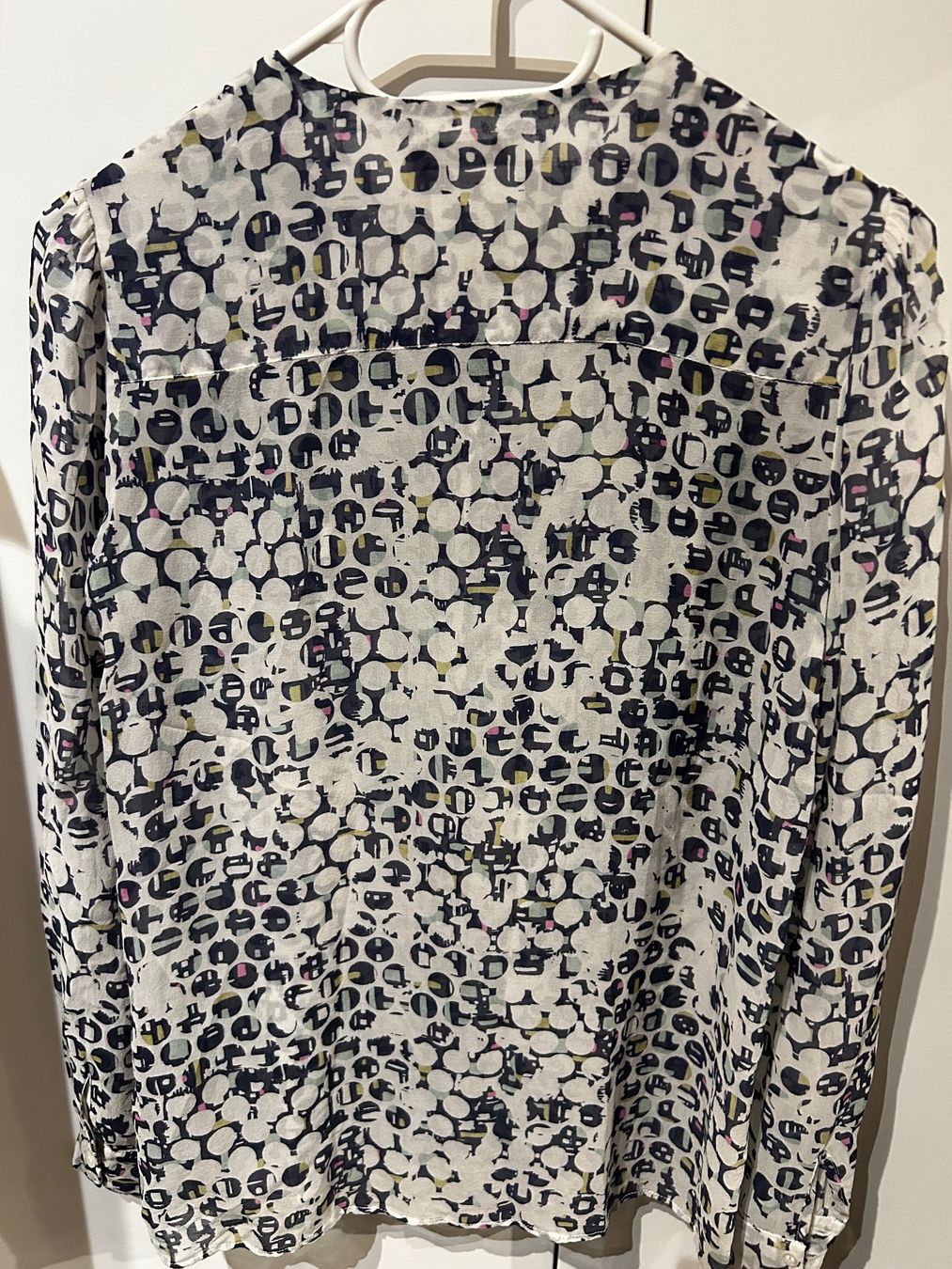 Globus Camicette: Alles 10.- Seidenbluse gr 36 Globus Essential – Usato da Scherz venduto da Mandarine8 4