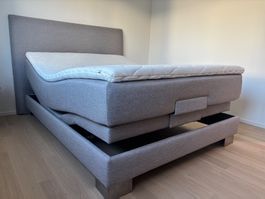 Boxspringbett 140x200 (Bela mit Motor, Livique)