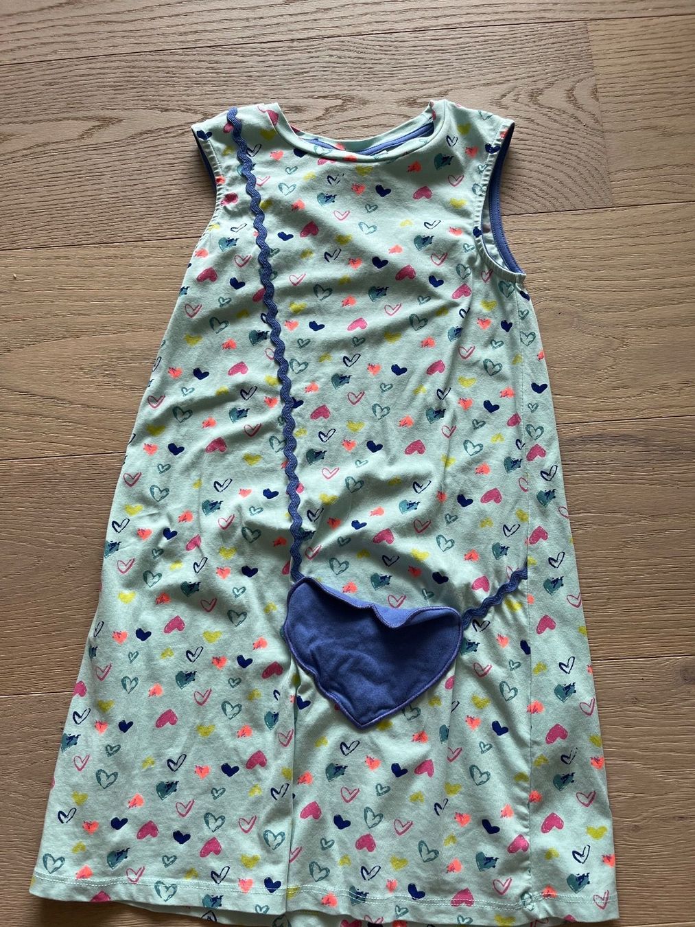 Vestiti & Gonne: Neu: Kleid 128 nur gewaschen – Usato da Wallisellen venduto da Nataschab0