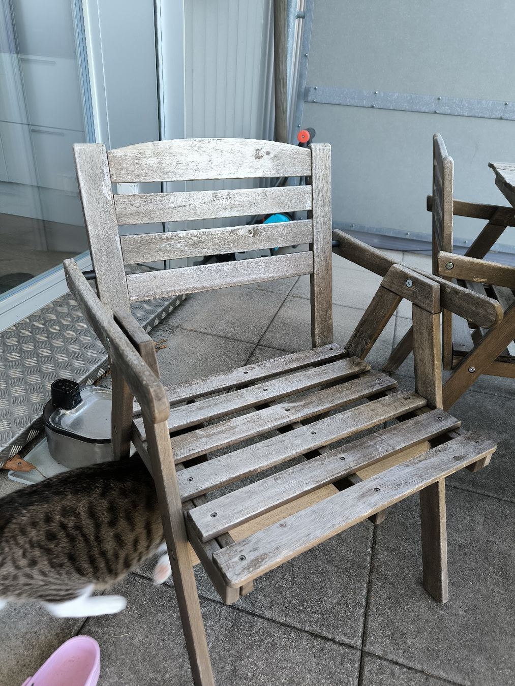 Ikea Set de table et chaises: Ikea Gartentisch + 4 Stühle – D'occasion à Riedholz par strikingvipe 2