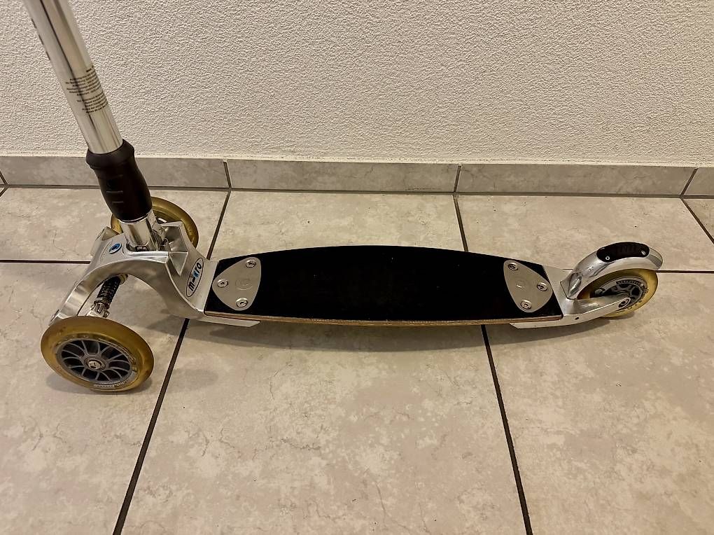 Kickboard: Orginalen Micro Scooter – D'occasion à Thun par Panthomblade 1