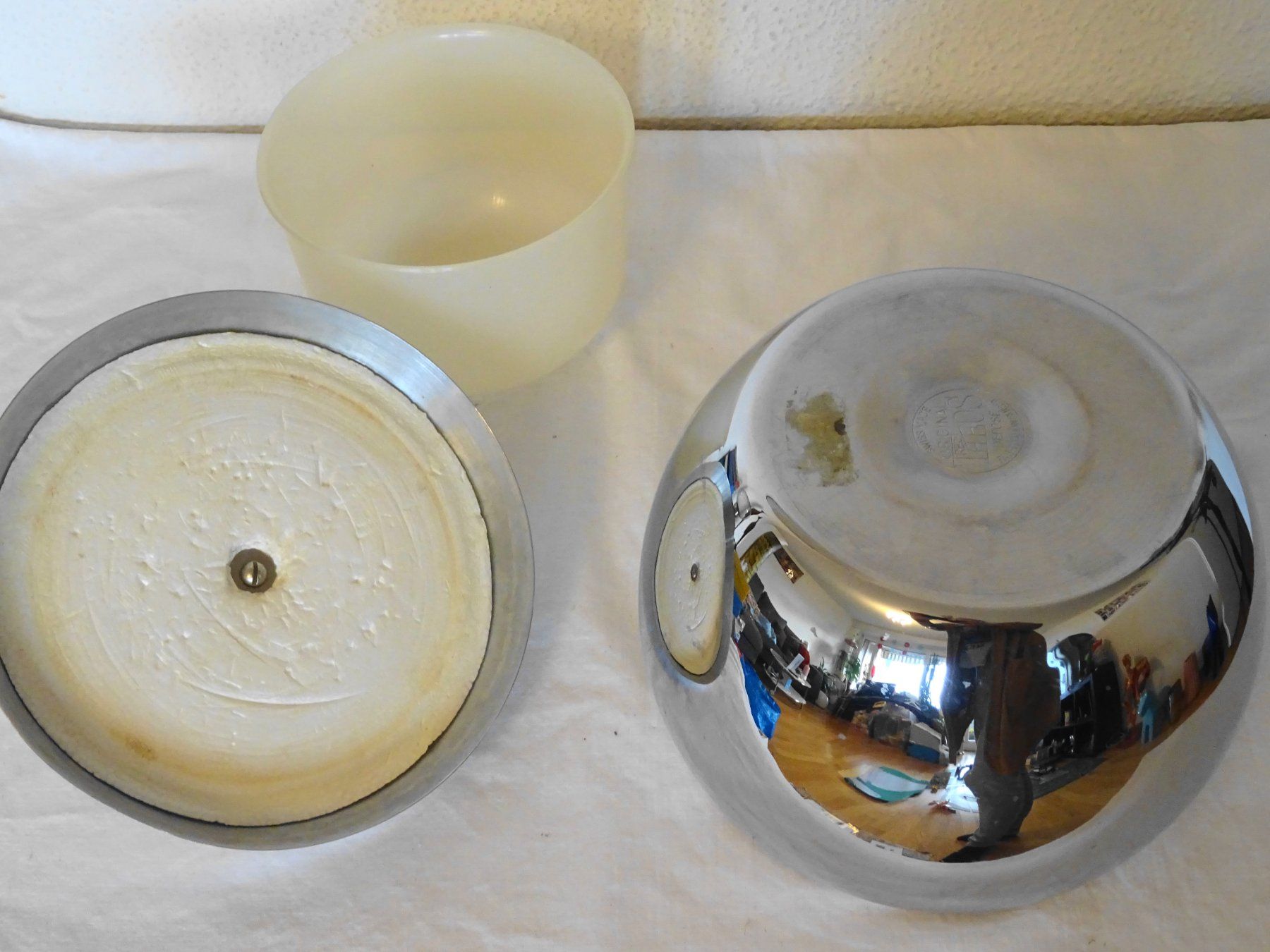 Elettrodomestici da cucina: THEOS CH Chrom Eiswürfelbehälter, Eiskühler im Apfeldesign – Usato da Zürich venduto da Connie8 4