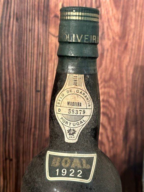 Vino: +  RaRiTäT  + – Usato da Winkel venduto da zeho 2