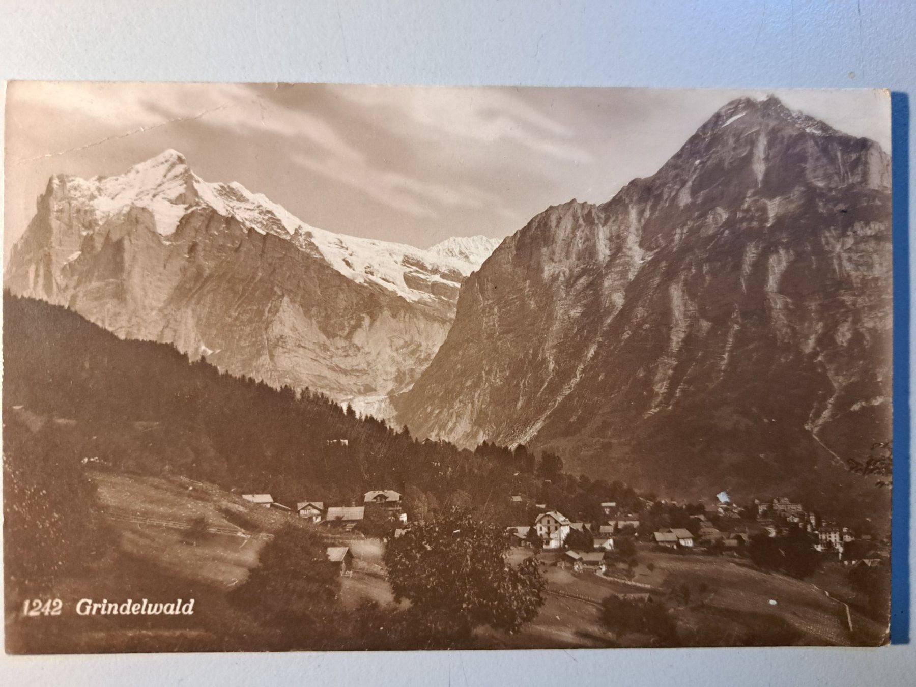 Cartoline postali: AK Grindelwald – Usato da Kirchberg BE venduto da Soldino