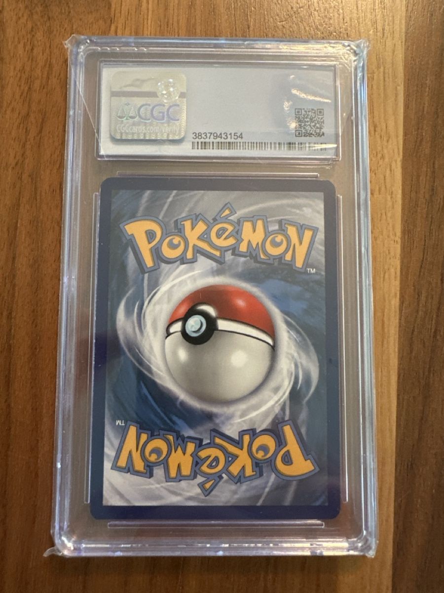 Pokémon Carte collezionabili: Pikachu McDonald's 2021 Confetti Holo 9 Min – Nuovo (secondo la descrizione) da Seuzach venduto da NTO36 2