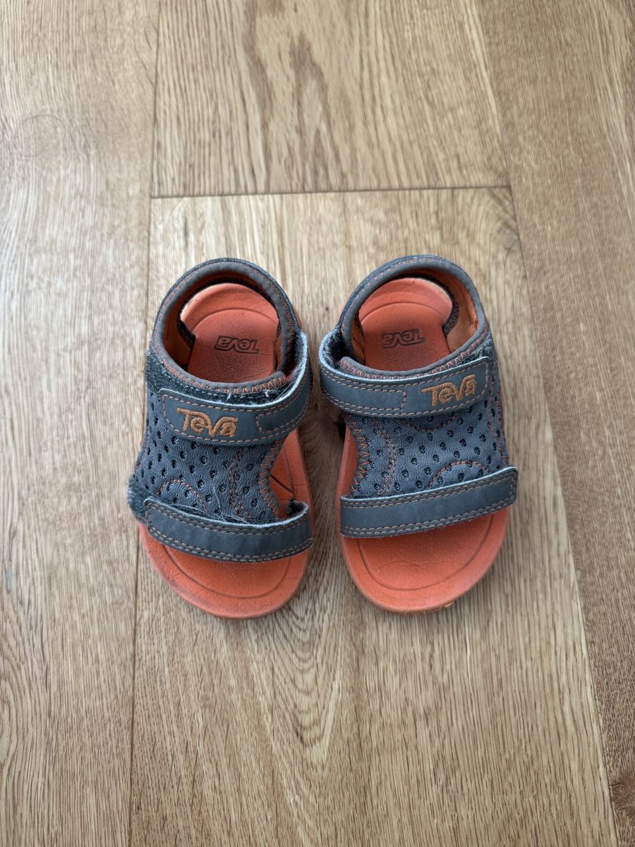 Teva Scarpe per ragazzi: Teva Kind - Psyclone XLT, Gr. 21 – Usato da Interlaken venduto da fbnscl 1