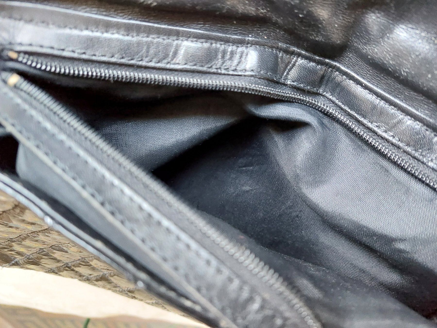Taschen für Damen: Leder Damentasche – Gebraucht aus Zürich von Stenat 3