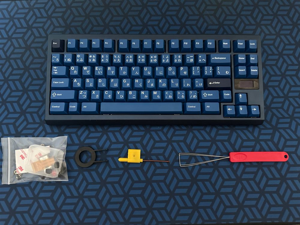Custom Keyboard Odin 75% – GMK Striker 2 – Hotswap (Gebraucht) in ...