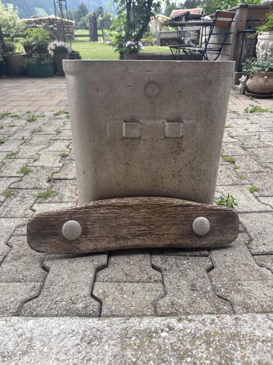 Sonstige Gartendekorationen: Milchgebse – Gebraucht aus Matten(St.Stephan) von ren_r8tw 3