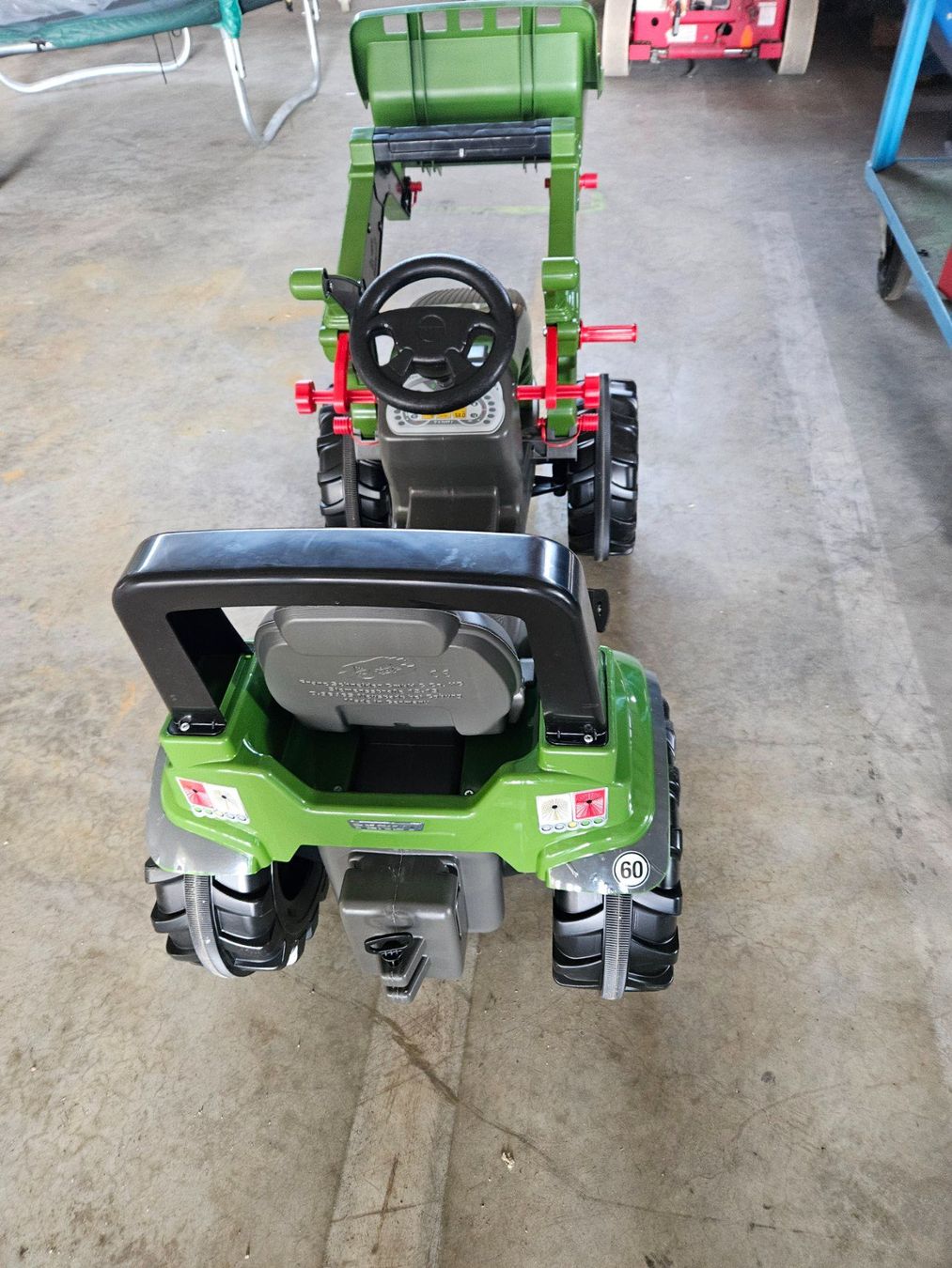 Fendt Veicoli per bambini: Kinder Trettraktor Fendt Neu – Nuovo e nell'imballaggio originale da Recherswil venduto da hubelmatt 2