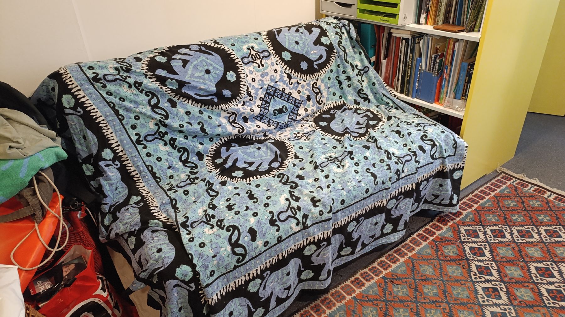 Sofas: IKEA Bettsofa Lycksele  – D'occasion à Liebefeld par cyklist