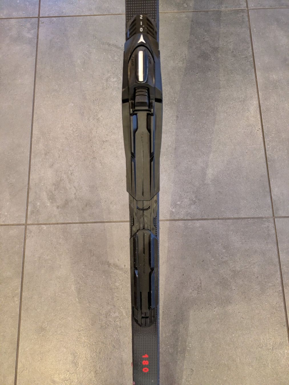 Atomic Sci: Atomic Redster S7 - 180cm – Nuovo (secondo la descrizione) da Prez-Vers-Siviriez venduto da ollie79 2