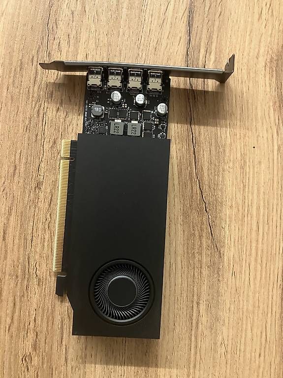 Schede grafiche: NVIDIA RTX A400 4GB Grafikkarte – Nuovo (secondo la descrizione) da Roggliswil venduto da BSS95 4