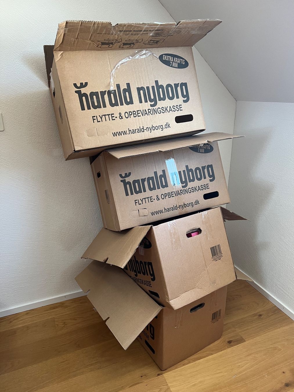 Cartons: Umzugskarton – D'occasion à Basel par mylino01