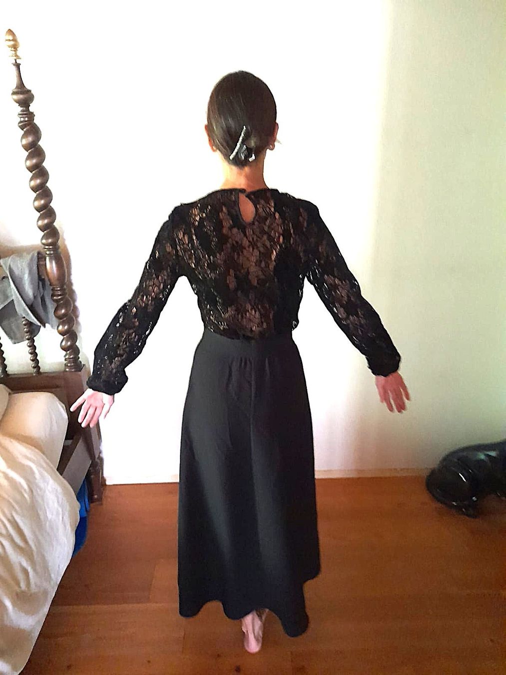 Vestiti: schmales Maxikleid . schwarz . mit Samt-Spitze . – Usato da Leuggelbach venduto da schmetterlings-fee 6