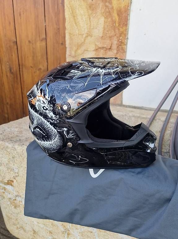 Caschi & visiere: Motorradhelm FOX V1 – Usato da Mur (Vully) FR venduto da Bigwhite