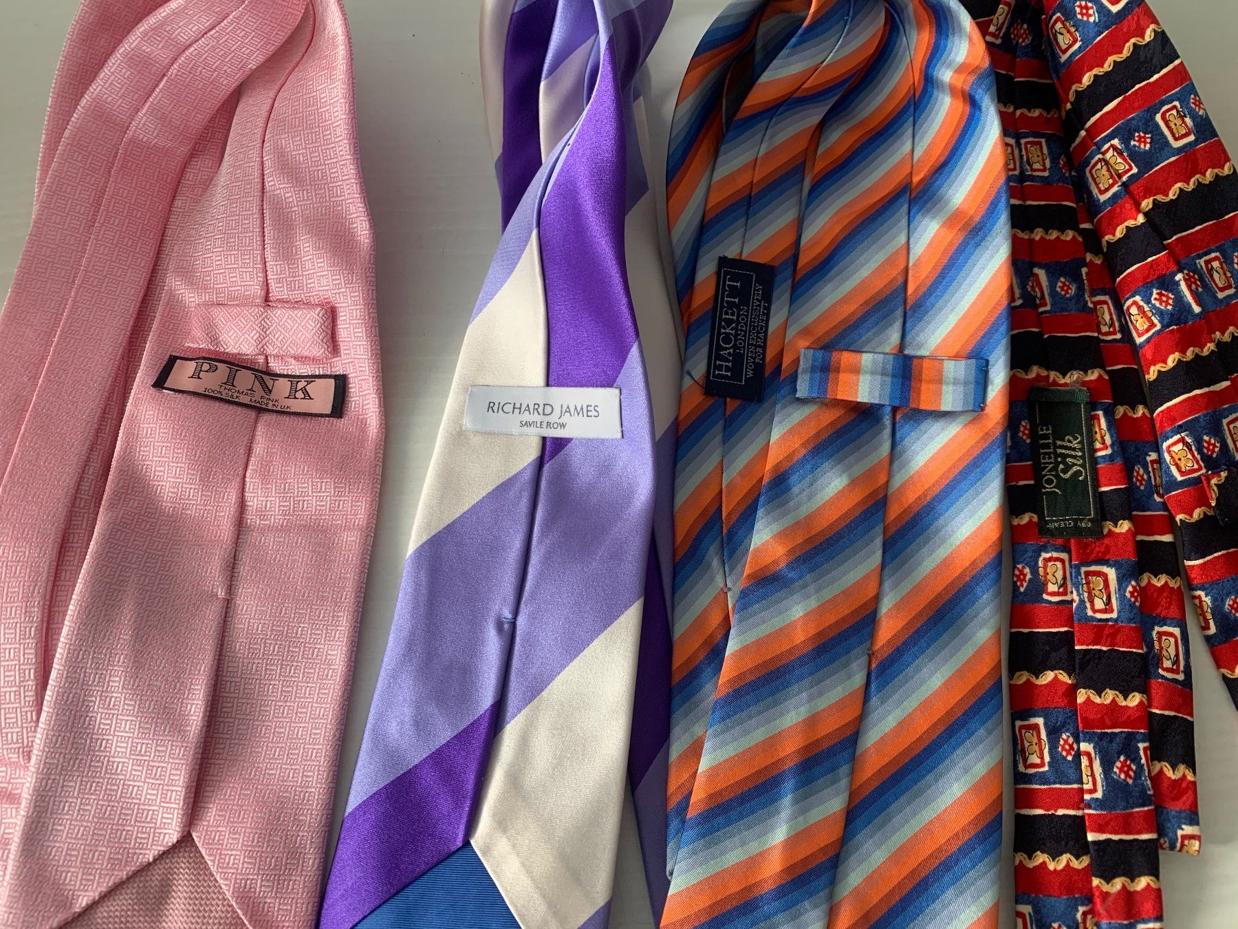 Cravates: 4 bunte Herrenkrawatten aus Seide, ties, cravates – D'occasion à Rossiniere par mar_h9d6 1