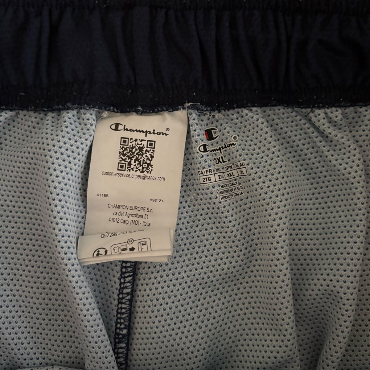 Champion Hosen: Pantaloncini da basket Champion – Gebraucht aus Solduno von podstanar53 2