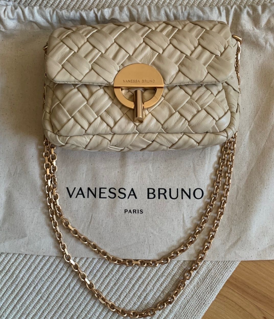 Vanessa Bruno Sacs femmes: Vanessa Bruno sac neuf – Neuf avec emballage d'origine à Gland par TallyEva