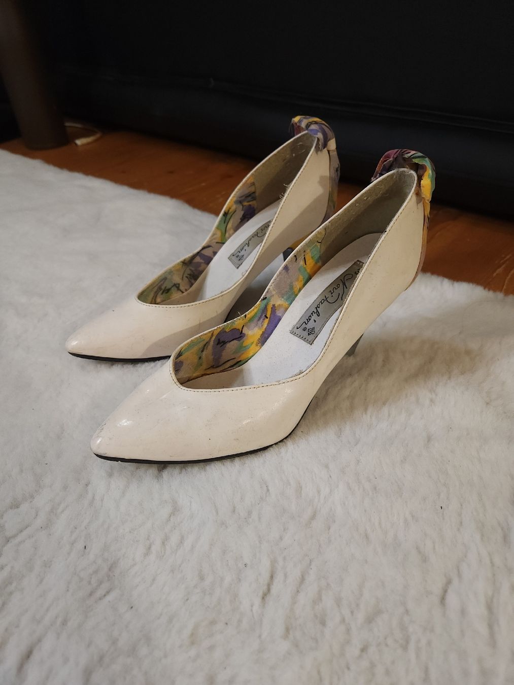 Damenschuhe: Escarpins blanc – Gebraucht aus Donneloye von gob_nn9d