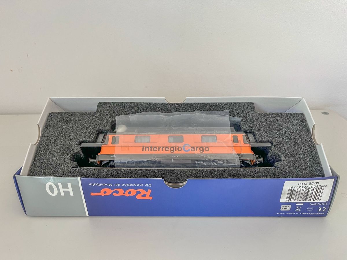 Roco Modellini di ferrovie: Roco Re 4/4 11320 IRC DC Sound  – Usato da Font venduto da TrainspottersuisseHo 2