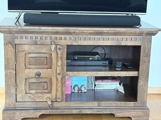 TV Möbel: TV Möbel – Gebraucht aus Baar von rog_mv9z