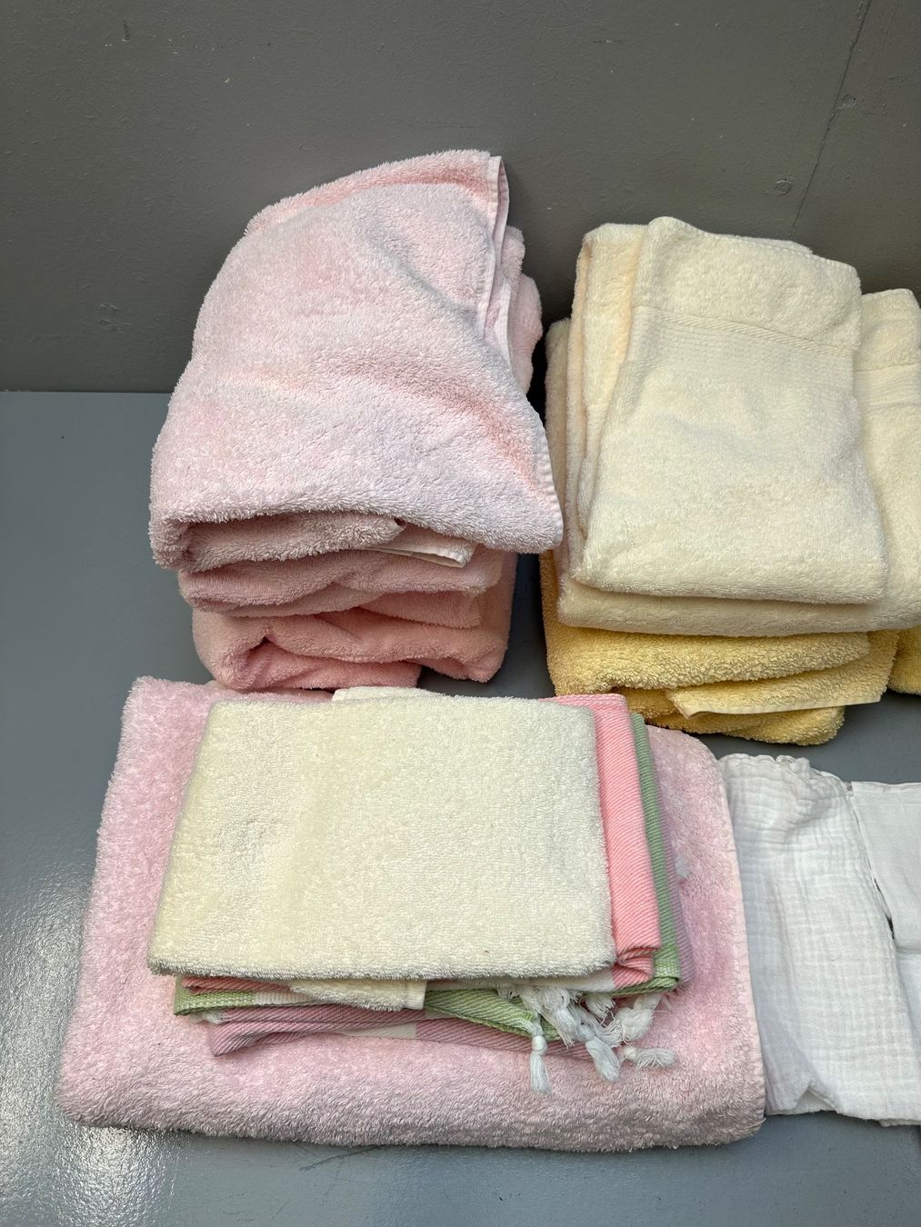 Badetücher: FROTTEETÜCHER DIV #2 AB 1.- !!! – Gebraucht aus Zürich von NIKI777 1