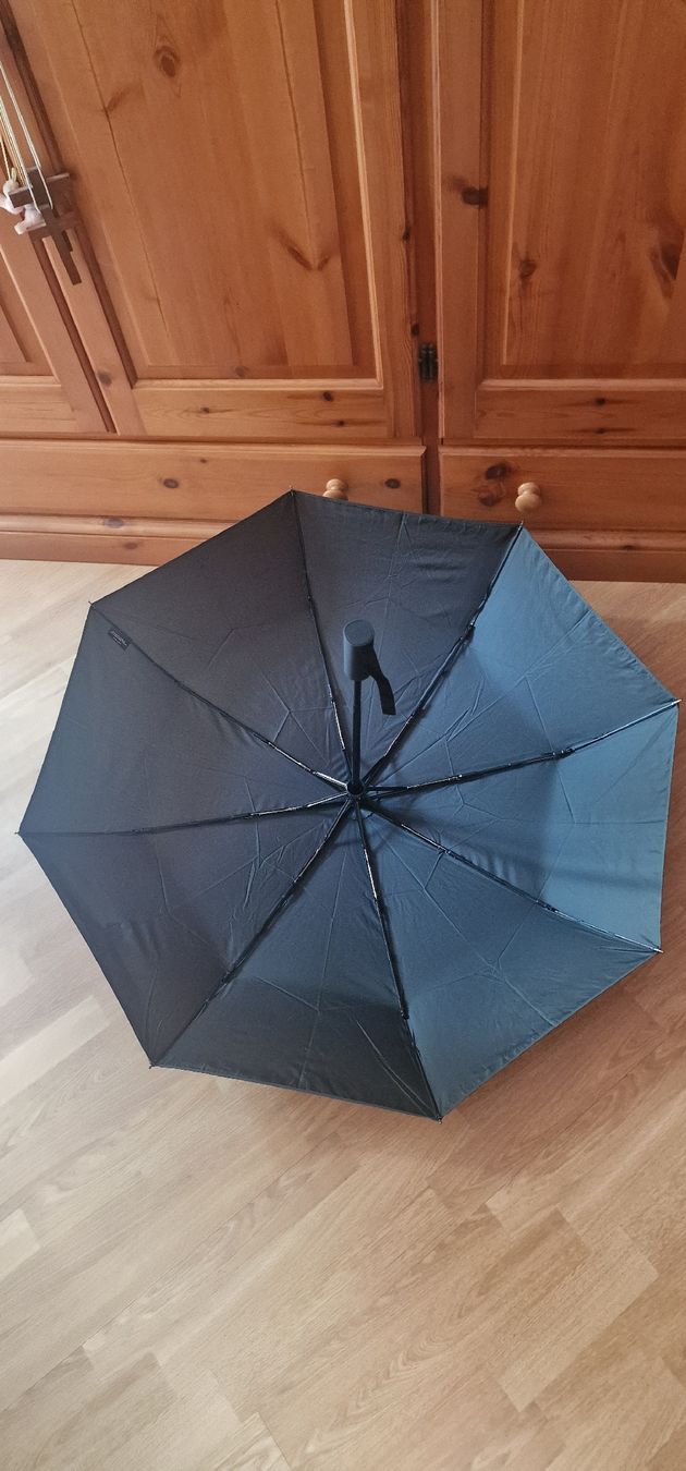 Parapluies: Parapluie ROLEX – Neuf avec emballage d'origine à Vernier par dyl_8v8k 3