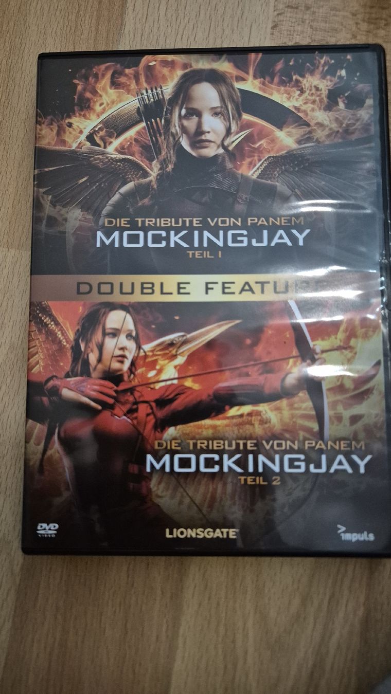 Tutti i DVDs: Die Tribute von Panem - Mockingjay Teil 1+2 DVD Box! – Usato da Schnottwil venduto da mad_kxg2