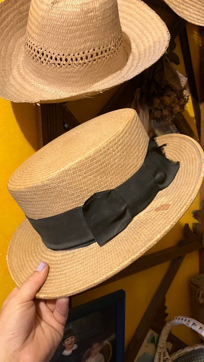 Chapeaux, bonnets & casquettes: Chapeau ancien Hut antik Vallorbe Pache Nobs – D'occasion à St-Cierges par LeRegain