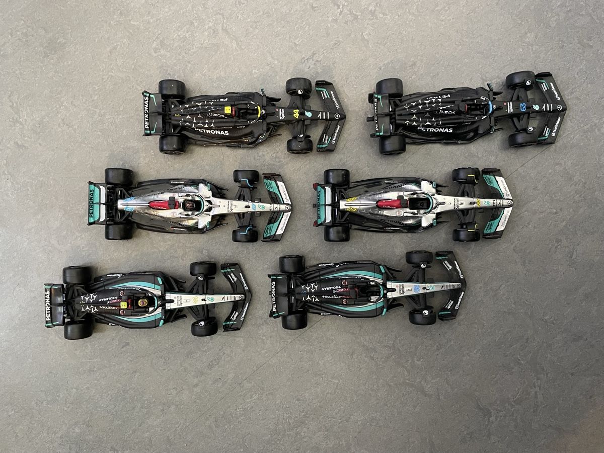 Bburago Voitures modèles: F1 Mercedes Modellautos – D'occasion à Kerns par jol_h6f8 1