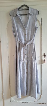 Hübsches Sommerkleid von MNG, Gr L