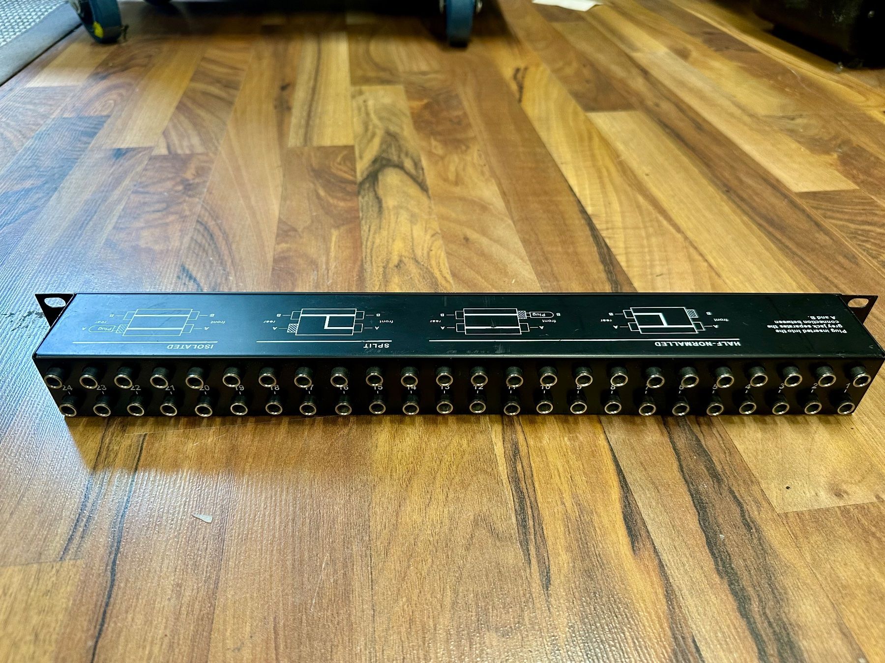 Neutrik Racks & Ständer: Patchbay NYS-SPP-L – Gebraucht aus Zug von Keptnace 2